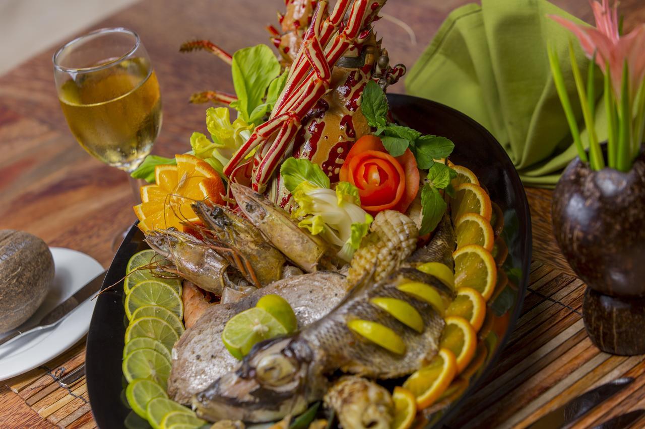 パグロ ビーチ ホテル Ukulhas エクステリア 写真